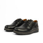 D’019 CHAUSSURE EN CUIR NOIR